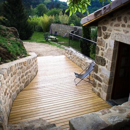 Le Petit Rias Gite Soleil Saint Maurice en Chalencon Bagian luar foto