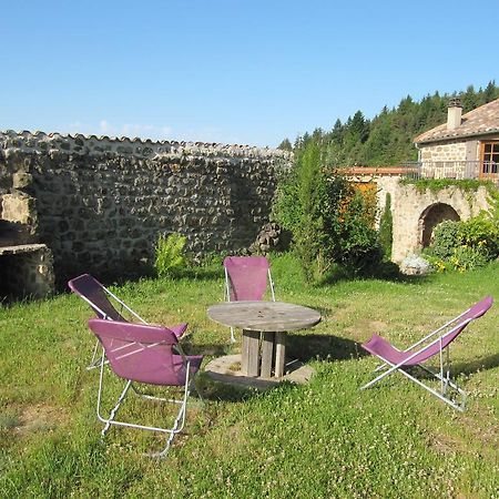 Le Petit Rias Gite Soleil Saint Maurice en Chalencon Bagian luar foto