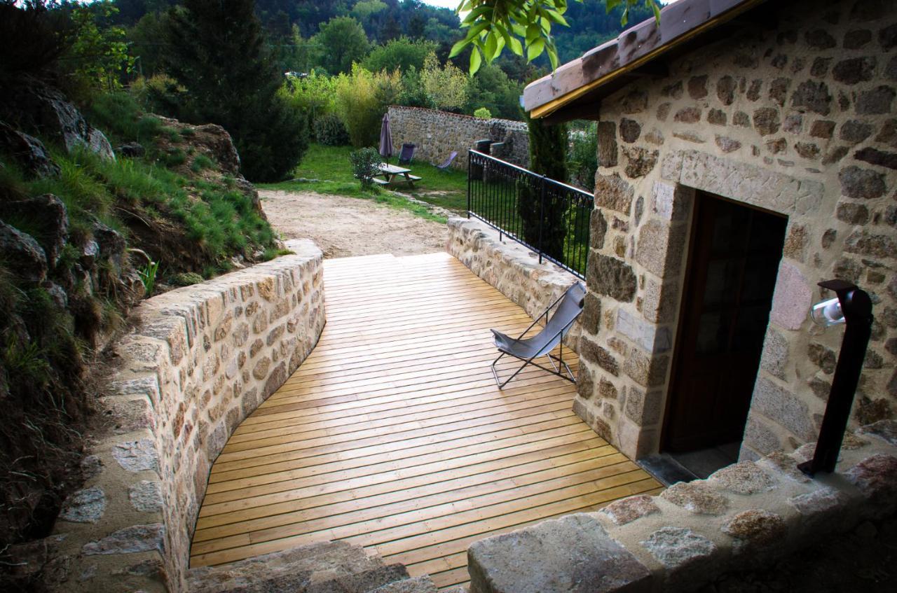 Le Petit Rias Gite Soleil Saint Maurice en Chalencon Bagian luar foto