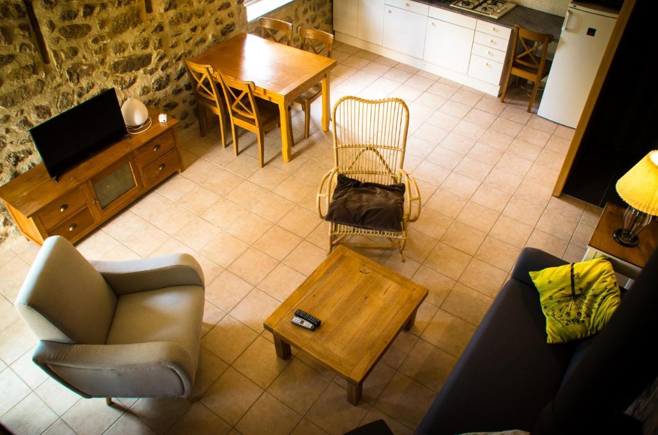 Le Petit Rias Gite Soleil Saint Maurice en Chalencon Bagian luar foto