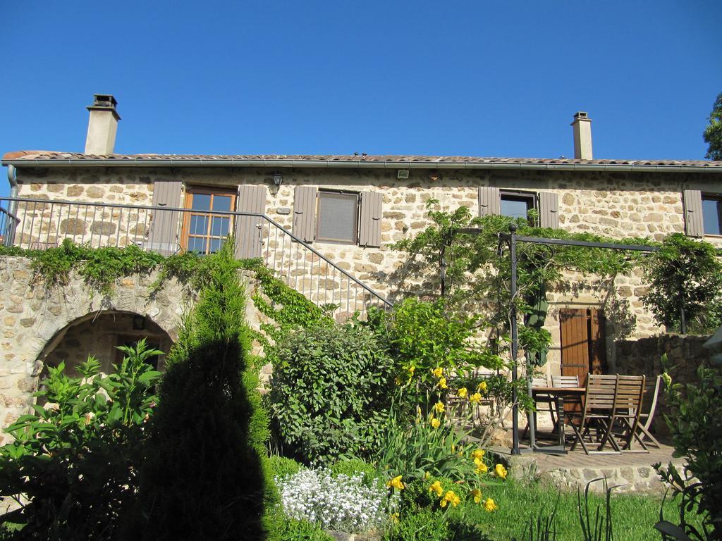 Le Petit Rias Gite Soleil Saint Maurice en Chalencon Bagian luar foto